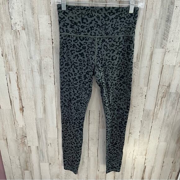 Athleta Leopard Elation Ultra High Rise Tight,Anthracite Grey S #501019 - Picture 3 of 11
